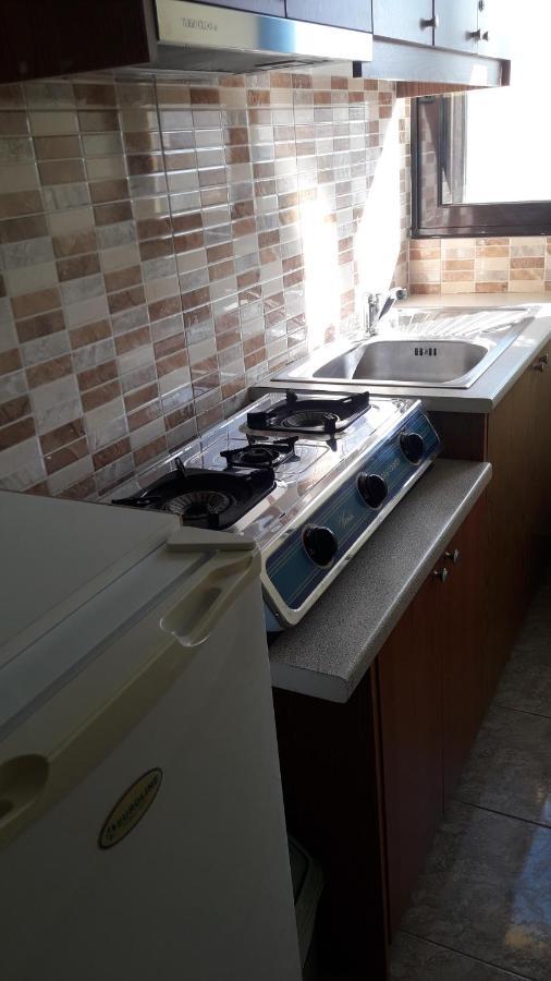 Tani'S Guesthouse Ksamil Dış mekan fotoğraf