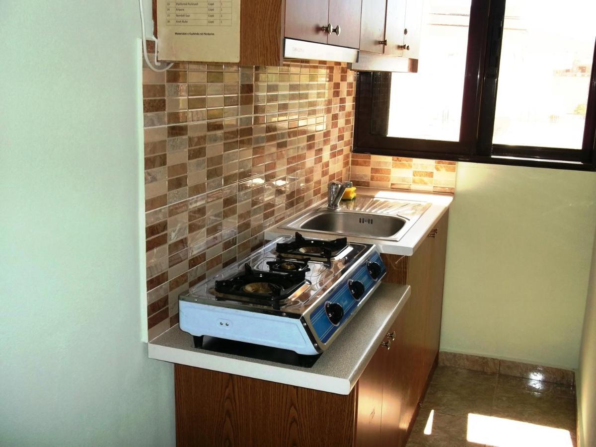 Tani'S Guesthouse Ksamil Dış mekan fotoğraf