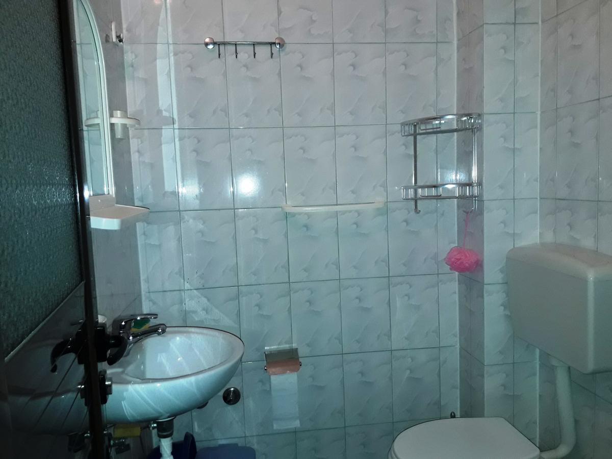 Tani'S Guesthouse Ksamil Dış mekan fotoğraf