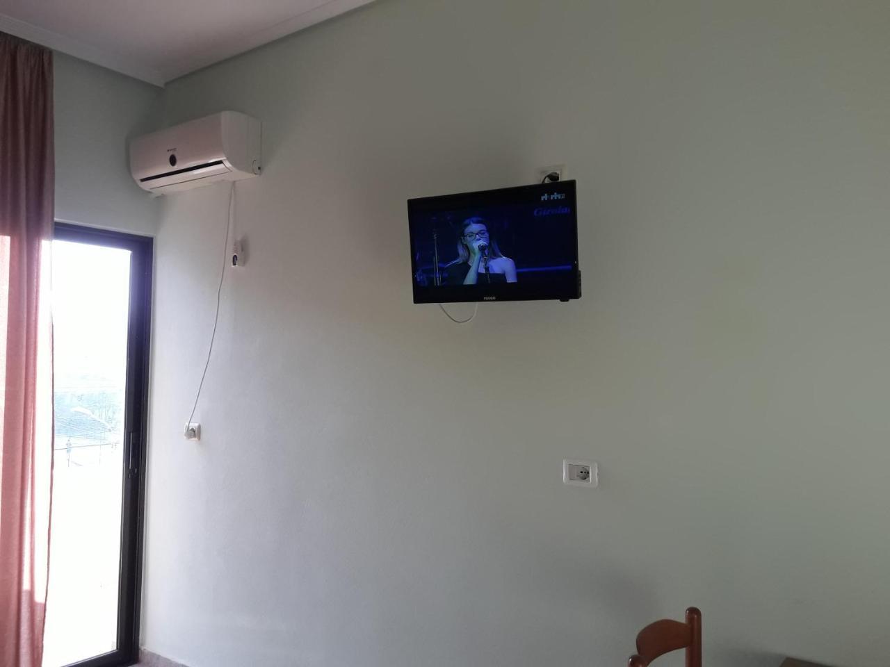 Tani'S Guesthouse Ksamil Dış mekan fotoğraf