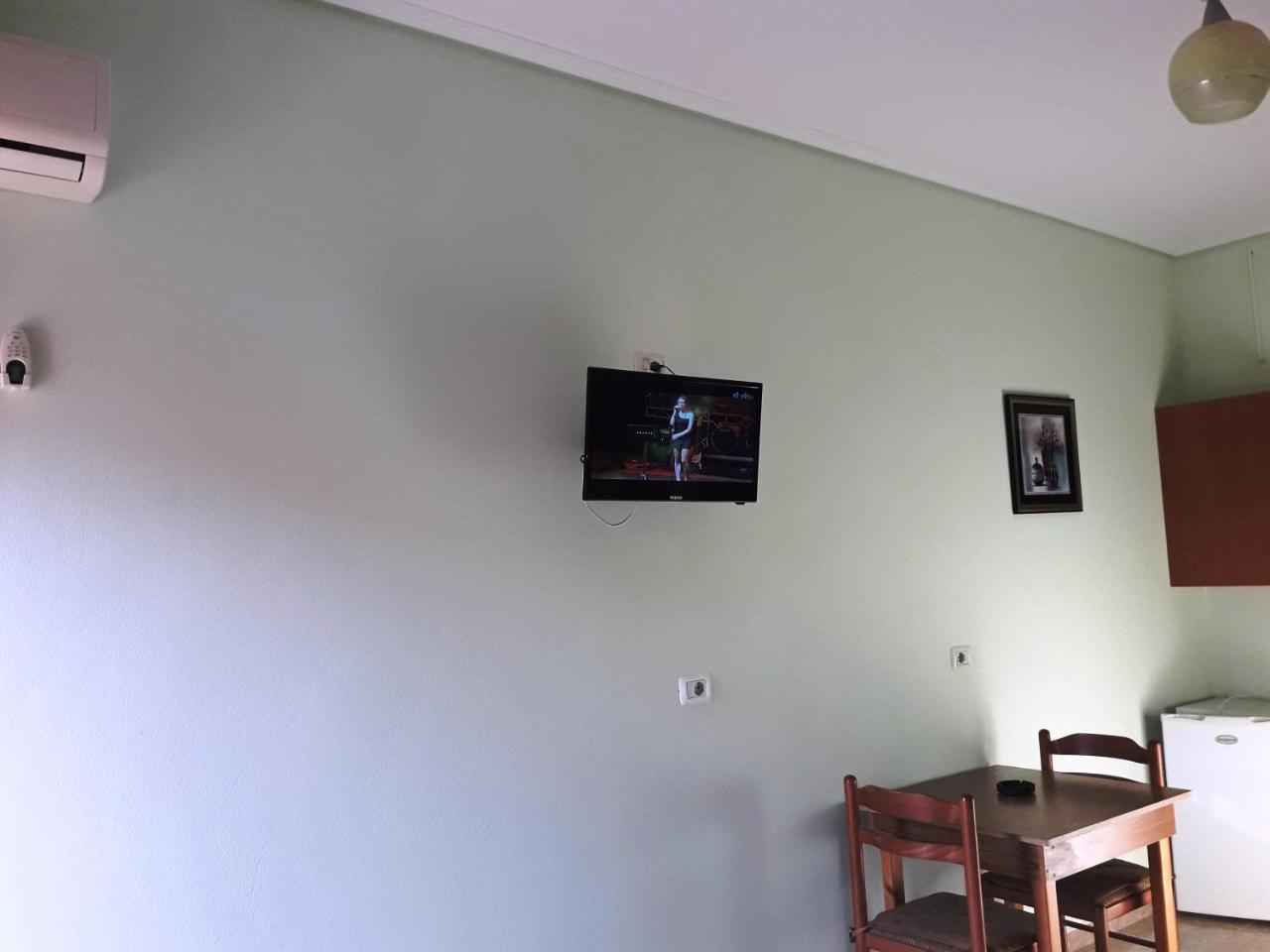 Tani'S Guesthouse Ksamil Dış mekan fotoğraf